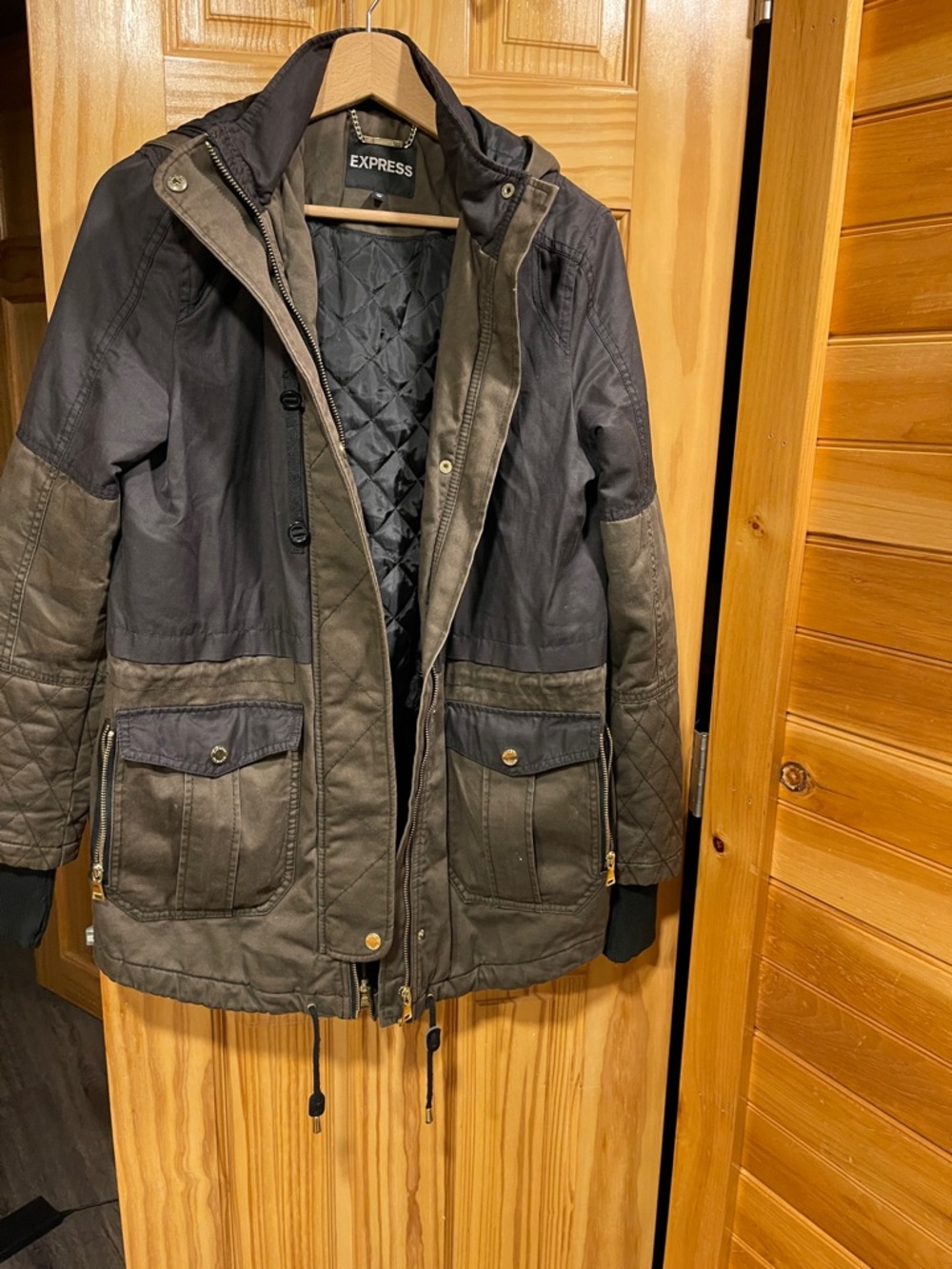 Express Women’s Olive & Black Utility Quilted Jacket